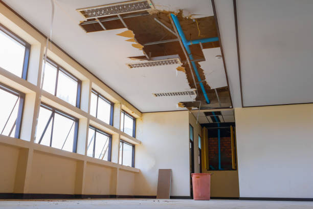 Best Commercial water damage restoration  in Vandenberg Af, CA